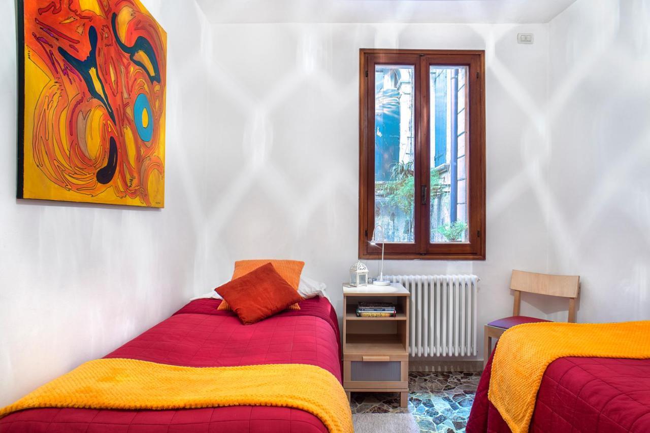 Acquarello - Like At In Heart Of Venedig